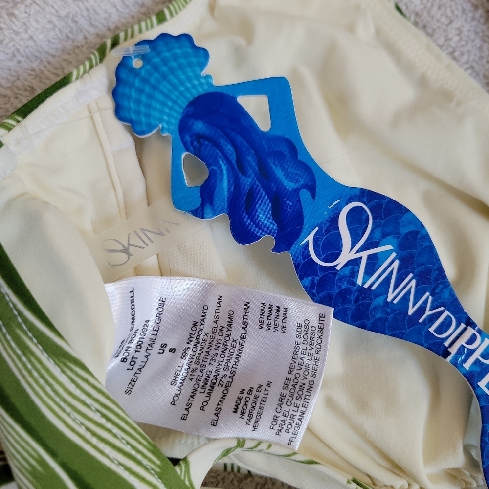 Skinny Dippers NWT Tropical Green & White San Felipe Bikini Swim Top Size S - Picture 11 of 11